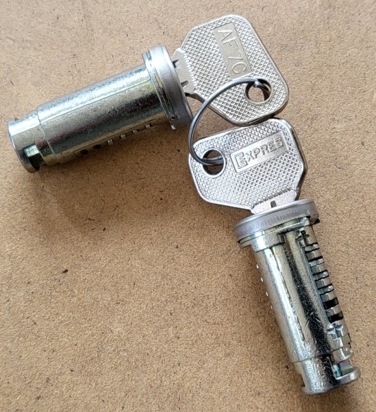 Schließzylinder Set "Paar" für Türgriff, Türschloß inkl. Schlüssel Fiat 126, Lancia A112, Fiat 850